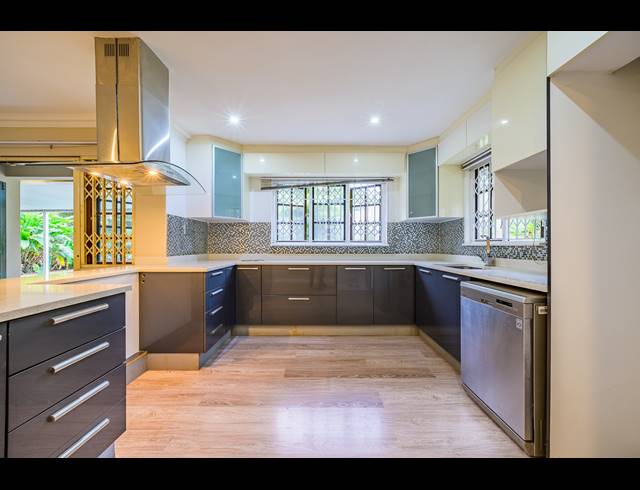 3 BEDROOM FREEHOLD FOR SALE IN WESTVILLE